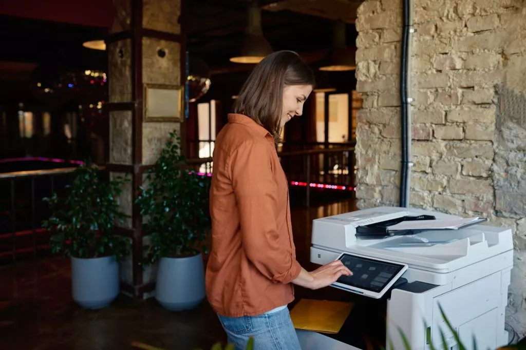 8.jpg девушка