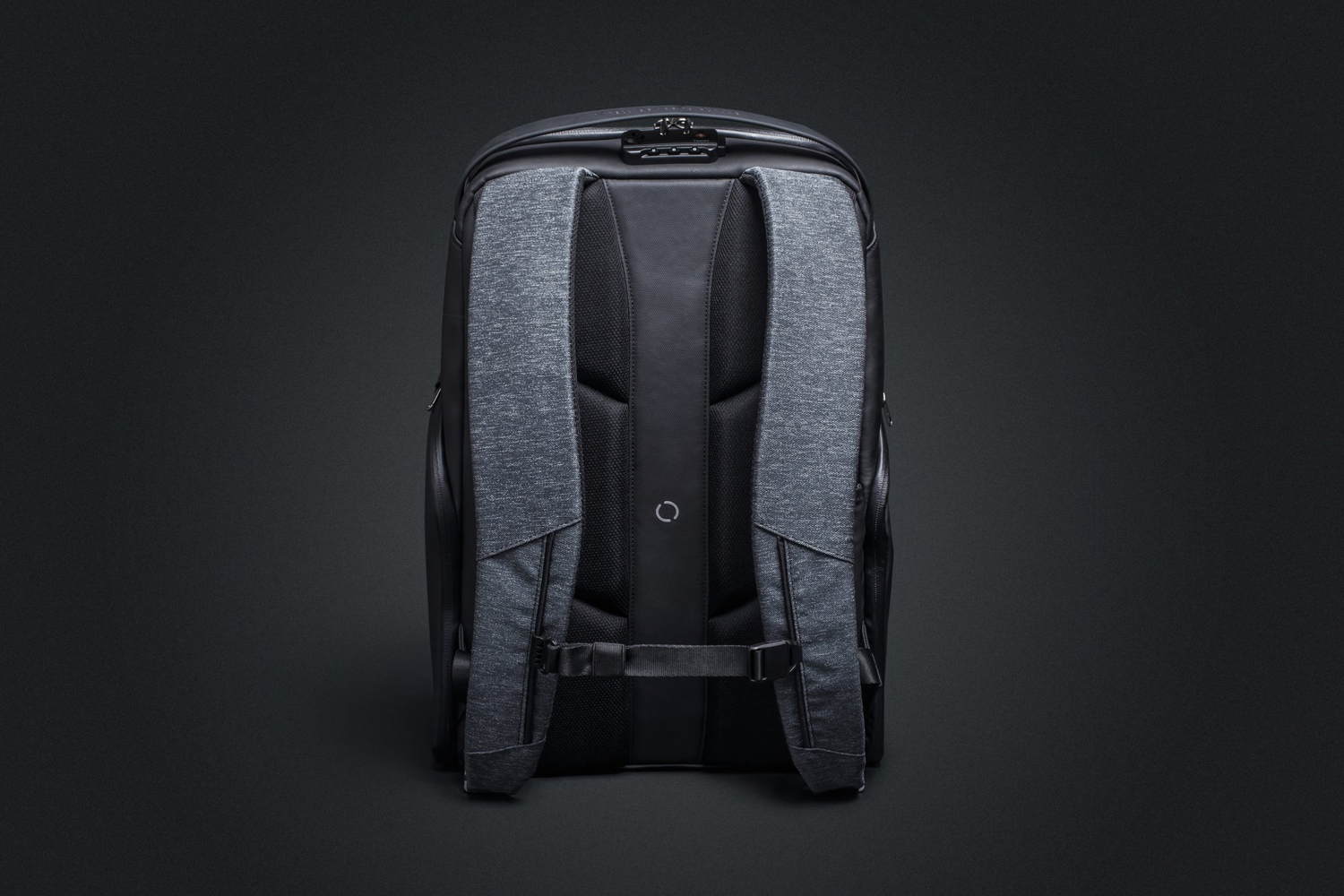 Рюкзак KORIN FlexPack Pro 47х34х18 см, черный
